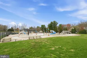 10025 Maple Leaf Dr, Gaithersburg, MD 20886 - Photo 33