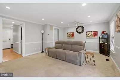 10025 Maple Leaf Drive, Gaithersburg, MD 20886 - Photo 3