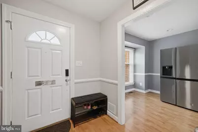 10025 Maple Leaf Drive, Gaithersburg, MD 20886 - Photo 9