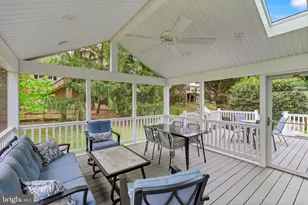 6 Chancelet Ct, Rockville, MD 20852 - Photo 3