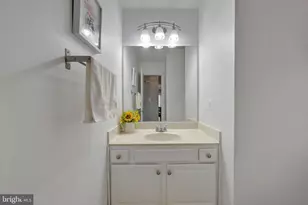 12228 Tildenwood Dr, Rockville, MD 20852 - Photo 27