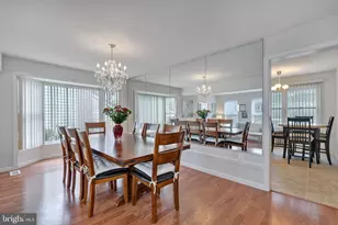 12228 Tildenwood Dr, Rockville, MD 20852 - Photo 15