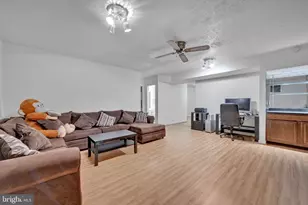 12228 Tildenwood Dr, Rockville, MD 20852 - Photo 47