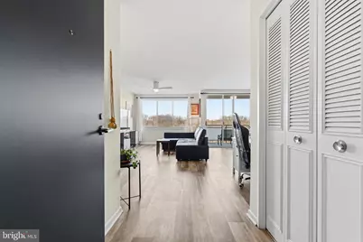 10201 Grosvenor Place #1404, North Bethesda, MD 20852 - Photo 3