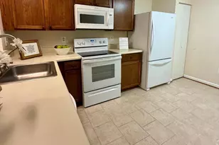 407 Palmtree Dr, Gaithersburg, MD 20878 - Photo 11