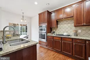 22169 Fair Garden Ln, Clarksburg, MD 20871 - Photo 9