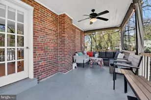 8306 Queen Annes Dr, Silver Spring, MD 20910 - Photo 9