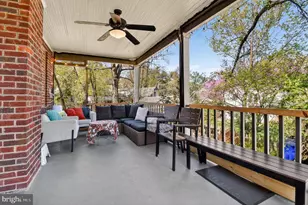 8306 Queen Annes Dr, Silver Spring, MD 20910 - Photo 11