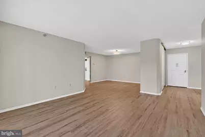 15115 Interlachen Drive #3-521, Silver Spring, MD 20906 - Photo 5