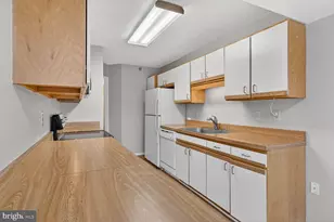 15115 Interlachen Dr, Silver Spring, MD 20906 - Photo 9