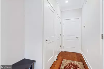 10274 Grosvenor Place, North Bethesda, MD 20852 - Photo 11