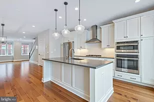 10274 Grosvenor Pl, North Bethesda, MD 20852 - Photo 23