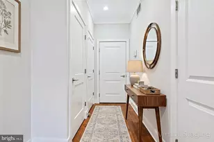 10274 Grosvenor Pl, North Bethesda, MD 20852 - Photo 13