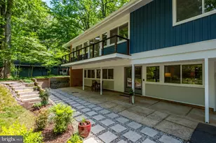 8303 Still Spring Ct, Bethesda, MD 20817 - Photo 7