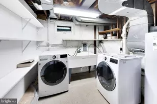 6514 Wilmett Rd, Bethesda, MD 20817 - Photo 27