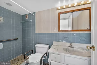 1111 University Boulevard W #1016 & 1017, Silver Spring, MD 20902 - Photo 11