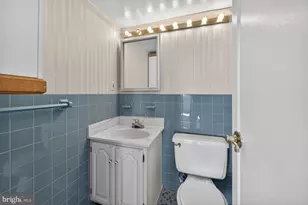 1111 University Blvd W, Silver Spring, MD 20902 - Photo 15