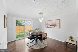 105 Holdcroft Ln, Gaithersburg, MD 20878 - Photo 19