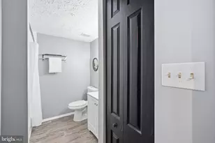 105 Holdcroft Ln, Gaithersburg, MD 20878 - Photo 41