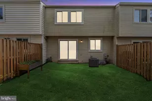 105 Holdcroft Ln, Gaithersburg, MD 20878 - Photo 55