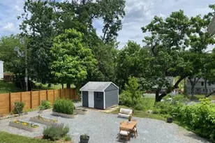 211 Charles St, Rockville, MD 20850 - Photo 33