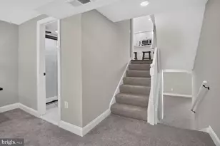 211 Charles St, Rockville, MD 20850 - Photo 17