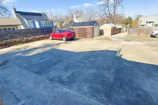 228 Manor Cir, Takoma Park, MD 20912 - Photo 17