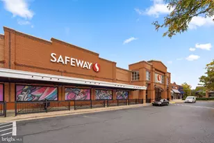 204 Fallsgrove Blvd, Rockville, MD 20850 - Photo 33