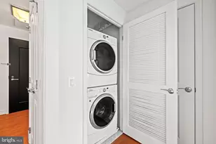 7710 Woodmont Ave, Bethesda, MD 20814 - Photo 21