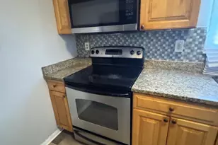 1404 Elm Grove Cir, Silver Spring, MD 20905 - Photo 9