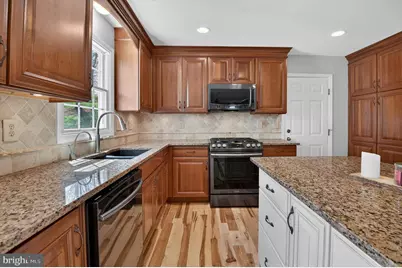 11305 Kings Valley Drive, Damascus, MD 20872 - Photo 15