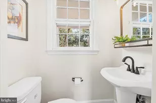 4214 Oakridge Ln, Chevy Chase, MD 20815 - Photo 17