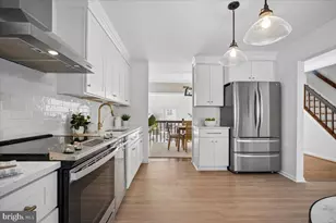 4815 Cloister Dr, Rockville, MD 20852 - Photo 7