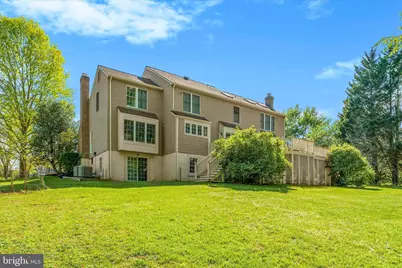 7913 Briarheath Court, Gaithersburg, MD 20882 - Photo 3