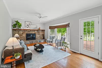 7913 Briarheath Court, Gaithersburg, MD 20882 - Photo 11