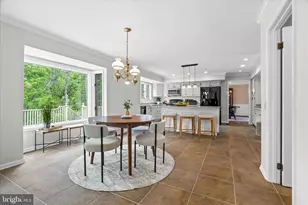 7913 Briarheath Ct, Gaithersburg, MD 20882 - Photo 9