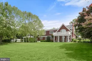 7506 Persimmon Tree Ln, Bethesda, MD 20817 - Photo 47