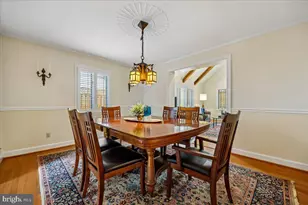 5735 Bradley Blvd, Bethesda, MD 20814 - Photo 15