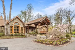 10204 Bentcross Dr, Potomac, MD 20854 - Photo 1