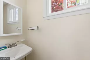 305 W Diamond Ave, Gaithersburg, MD 20877 - Photo 15