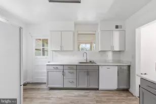 305 W Diamond Ave, Gaithersburg, MD 20877 - Photo 11