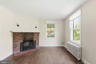 305 W Diamond Ave, Gaithersburg, MD 20877 - Photo 5