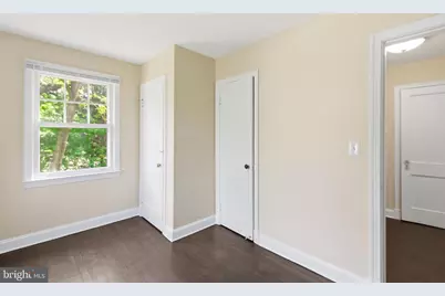 305 W Diamond Avenue, Gaithersburg, MD 20877 - Photo 17