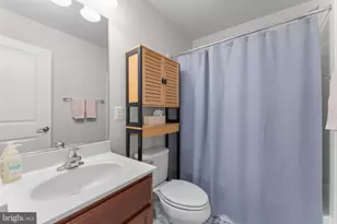 228 Hemingway Dr, Gaithersburg, MD 20878 - Photo 29