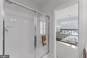 228 Hemingway Dr, Gaithersburg, MD 20878 - Photo 21