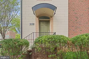 228 Hemingway Dr, Gaithersburg, MD 20878 - Photo 3