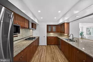 10600 Vantage Ct, Potomac, MD 20854 - Photo 13