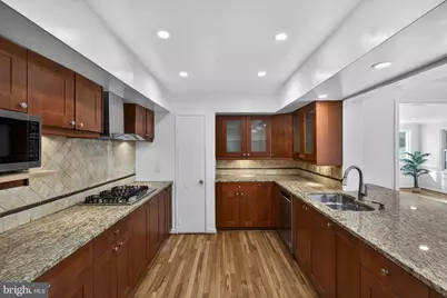 10600 Vantage Court, Potomac, MD 20854 - Photo 15