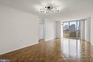 4801 Fairmont Ave, Bethesda, MD 20814 - Photo 13