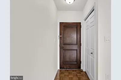 4801 Fairmont Avenue #904, Bethesda, MD 20814 - Photo 11